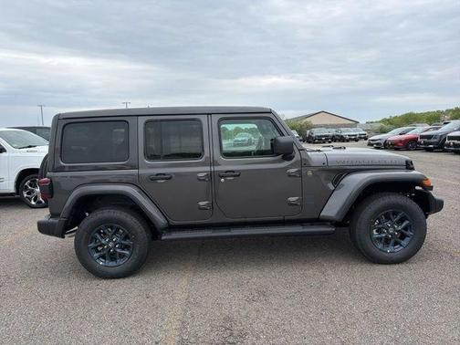 Granite Crystal Clearcoat Metallic 2026 Jeep Wrangler Sport