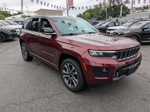 2022 Jeep Grand Cherokee Overland
