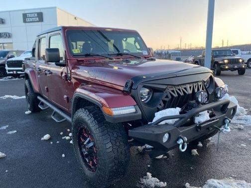 2021 Jeep Gladiator Sport