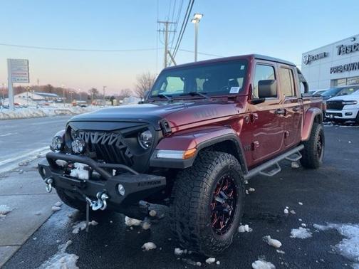 2021 Jeep Gladiator Sport