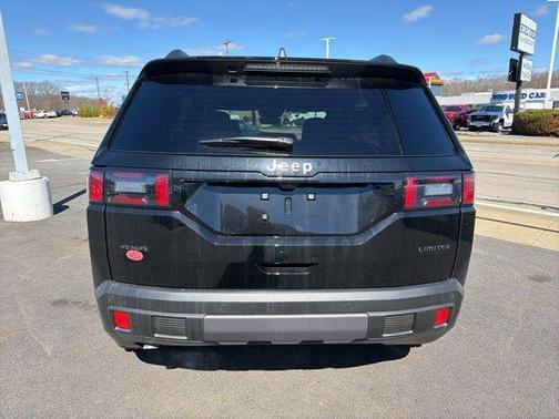 2026 Jeep Cherokee LAREDO/LIMITED