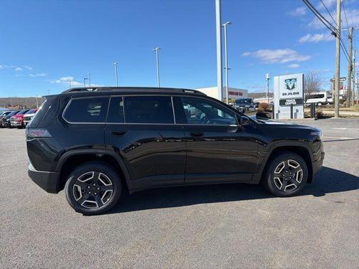 2026 Jeep Cherokee LAREDO/LIMITED