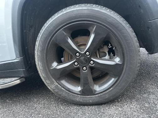 2021 Jeep Grand Cherokee L Laredo