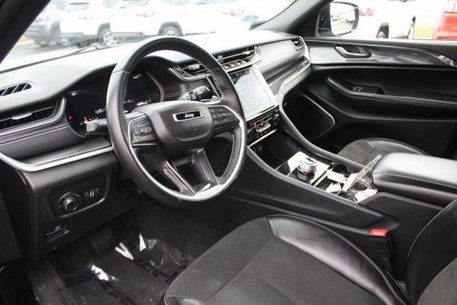 2021 Jeep Grand Cherokee L Laredo