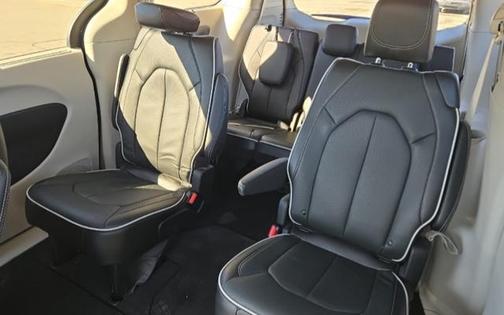 Blue 2024 Chrysler Pacifica Limited