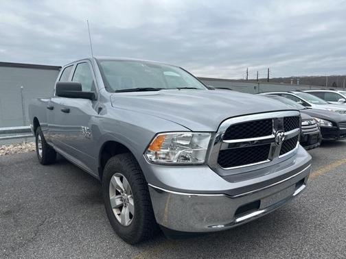 2024 RAM 1500 Classic SLT