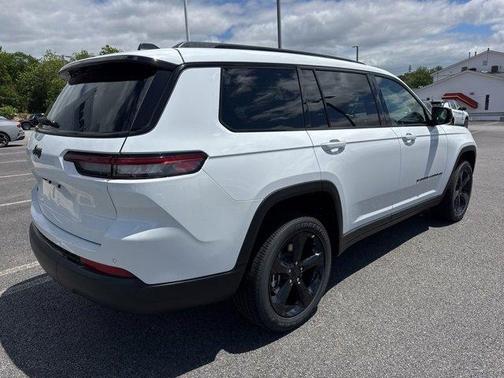 2025 Jeep Grand Cherokee L Laredo
