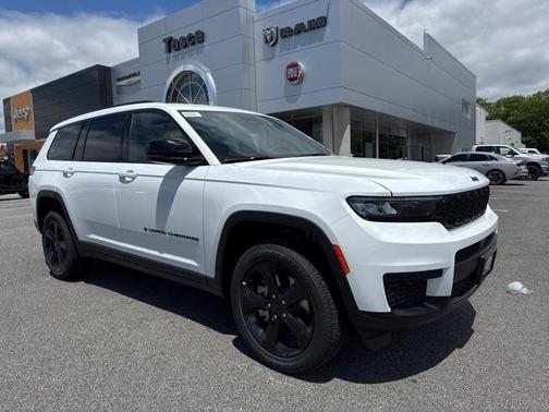 2025 Jeep Grand Cherokee L Laredo