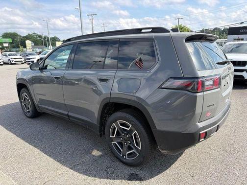 Sting Gray Clearcoat 2026 Jeep Cherokee LAREDO/LIMITED