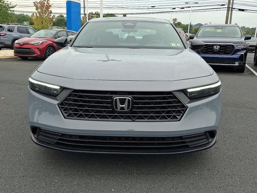 2025 Honda Accord Hybrid 