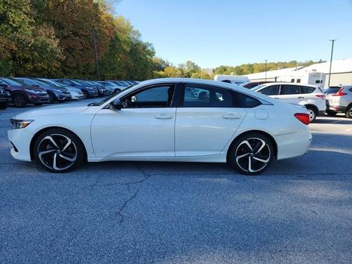 2022 Honda Accord 