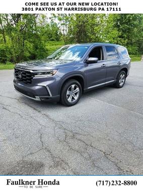 Modern Steel Metallic 2024 Honda Pilot