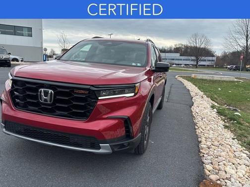Radiant Red Metallic Ii 2025 Honda Pilot