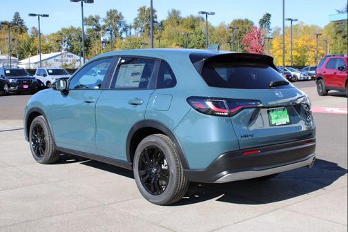 Nordic Forest Pearl 2027 Honda HR-V Sport AWD