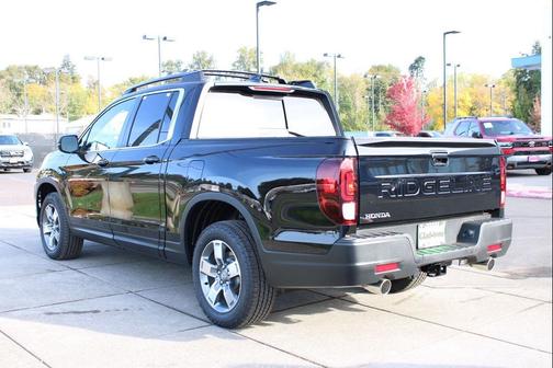 Crystal Black Pearl 2026 Honda Ridgeline RTL