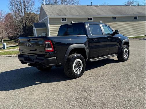 Diamond Black Crystal Pearlcoat 2024 RAM 1500 TRX