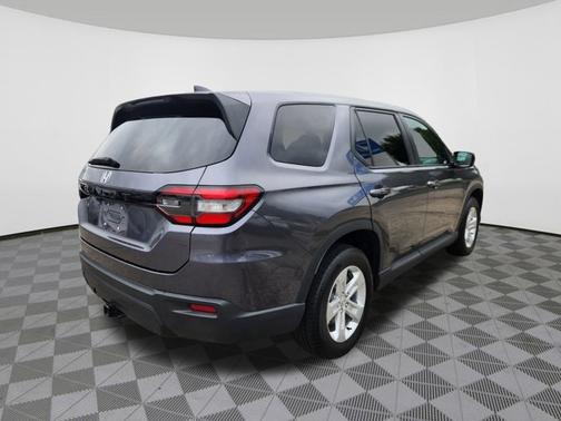 2023 Honda Pilot LX