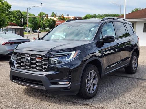Crystal Black Pearl 2024 Honda Passport TrailSport