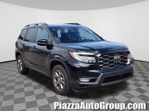 Crystal Black Pearl 2024 Honda Passport TrailSport