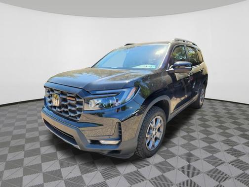 Crystal Black Pearl 2024 Honda Passport TrailSport