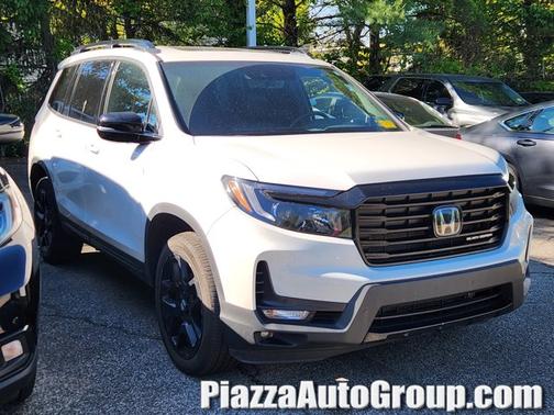 Platinum White Pearl 2024 Honda Passport Black Edition