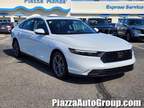 Platinum White Pearl 2023 Honda Accord EX