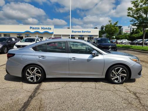 2022 Subaru Legacy Limited XT