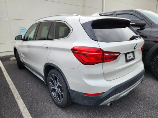 White Metallic 2017 BMW X1 xDrive 28i