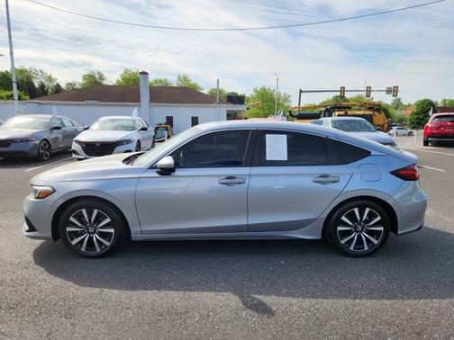 2022 Honda Civic EX-L