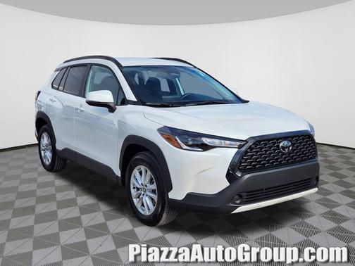 2023 Toyota Corolla Cross LE