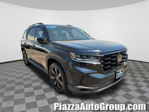 Crystal Black Pearl 2025 Honda Pilot Black Edition
