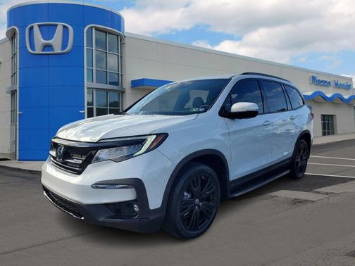 Photo 2 of 36 of 2021 Honda Pilot Black Edition