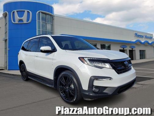 Photo 1 of 36 of 2021 Honda Pilot Black Edition
