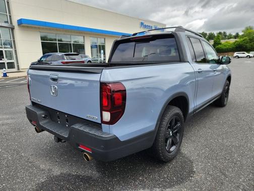 2023 Honda Ridgeline Black Edition