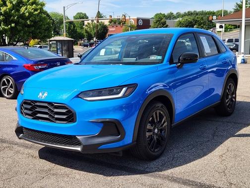 Boost Blue Pearl 2026 Honda HR-V Sport
