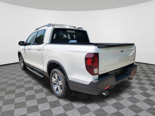 Platinum White Pearl 2026 Honda Ridgeline RTL