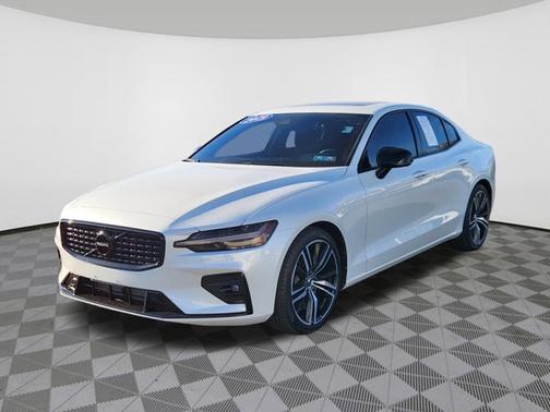 2019 Volvo S60 R-Design
