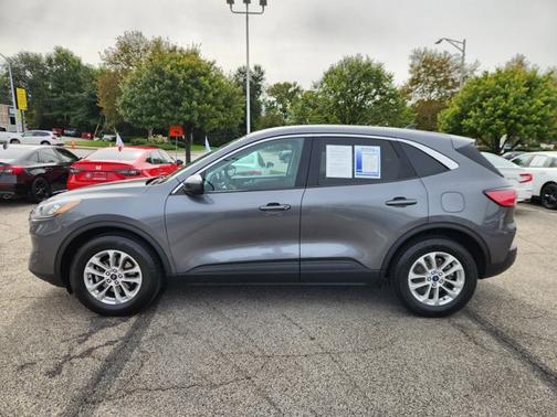 2021 Ford Escape SE