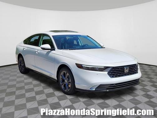 Platinum White Pearl 2026 Honda Accord Hybrid EX-L