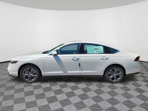 Platinum White Pearl 2026 Honda Accord Hybrid EX-L