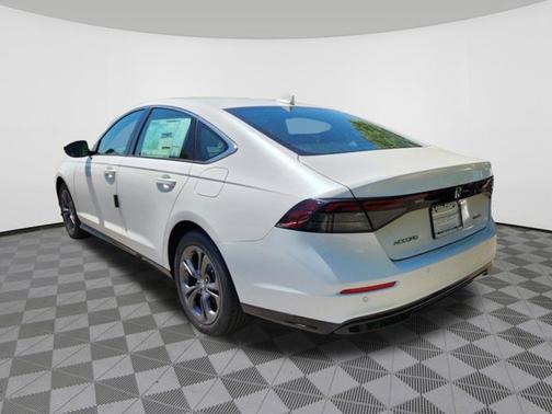 Platinum White Pearl 2026 Honda Accord Hybrid EX-L