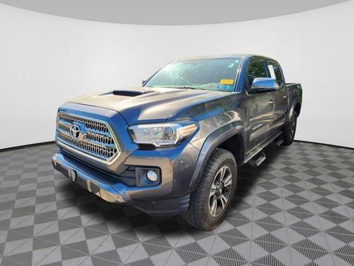 Magnetic Gray Metallic 2017 Toyota Tacoma TRD Sport