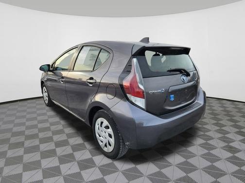 2016 Toyota Prius c Two