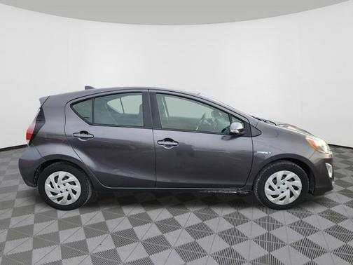 2016 Toyota Prius c Two