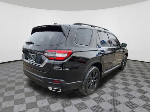 2025 Honda Pilot Black Edition
