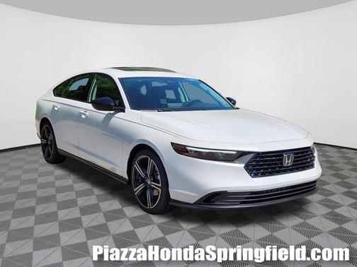 Platinum White Pearl 2026 Honda Accord SE