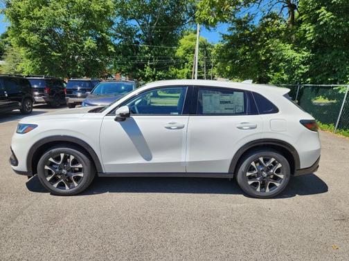 Platinum White Pearl 2026 Honda HR-V EX-L