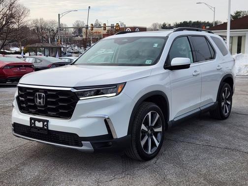 2023 Honda Pilot Touring