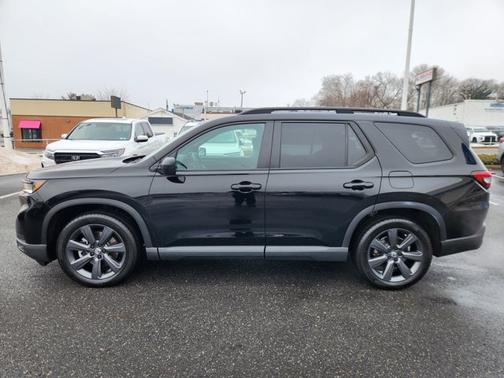 2025 Honda Pilot Sport