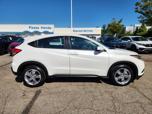 2022 Honda HR-V LX